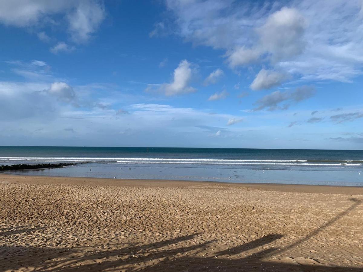 2 Pieces Acces Mer Et Thalasso Cabourg Exteriör bild